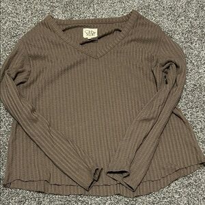 Lightweight V-Neck Long Sleeve Ribbed Top - Brown